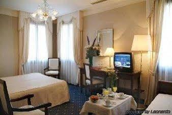 Ca' D'oro - Wenice Deep Culture 3* Venedig