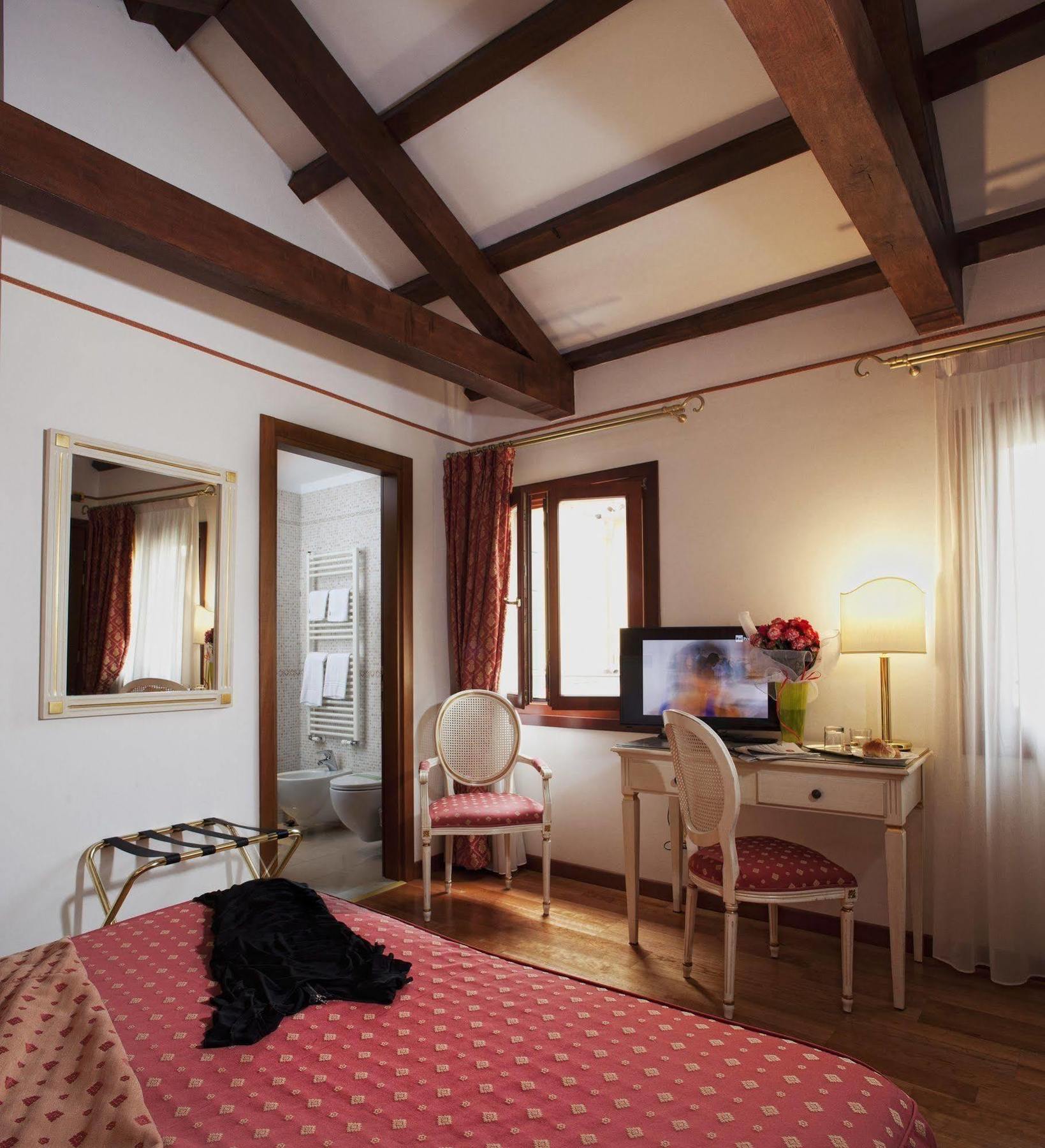 Ca' D'oro - Wenice Deep Culture 3* Venedig