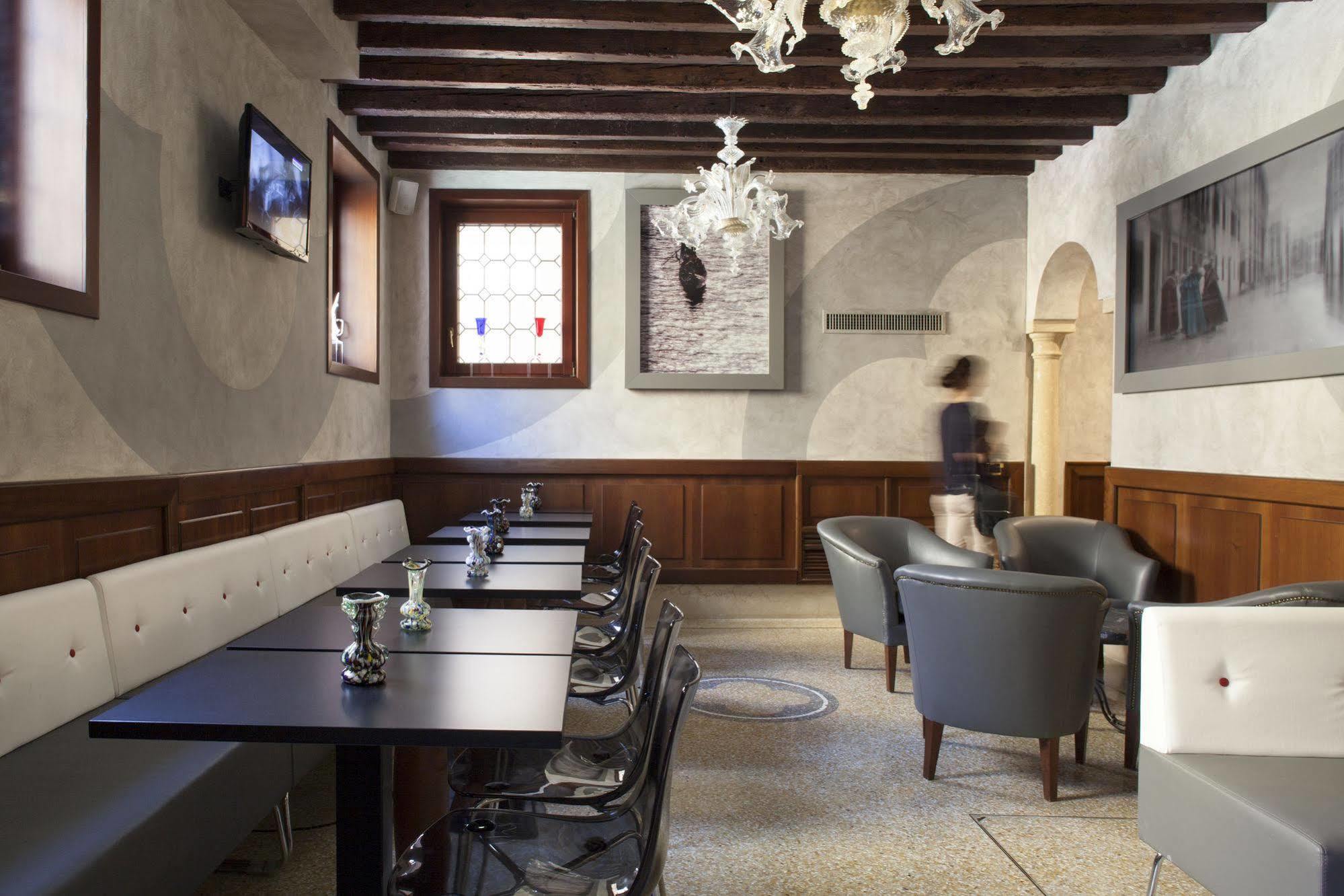 Ca' D'oro - Wenice Deep Culture Venedig